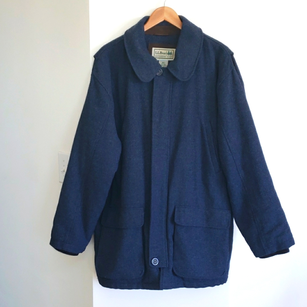 L.L. Bean XXL Men's Wool Heavy Winter Coat with Thinsulate Lining Navy Blue